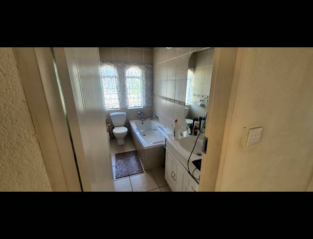 3 BEDROOM HOUSE FOR SALE IN GLEN MARAIS